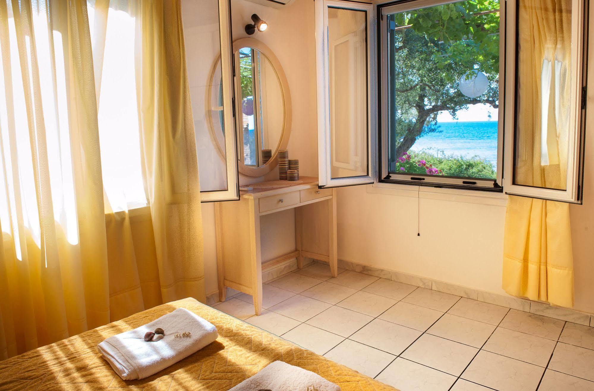 Ammos Apartments Alikanász Kültér fotó